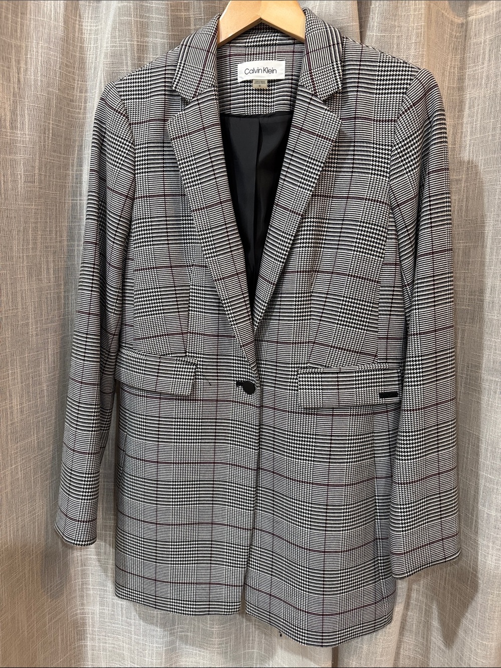Calvin Klein Gray Glen Plaid Blazer with Subtle Red Windowpane